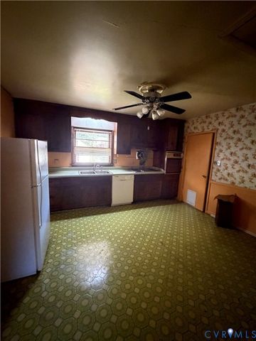 1122 Glidewell Rd, Richmond, VA 23227