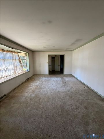 1122 Glidewell Rd, Richmond, VA 23227