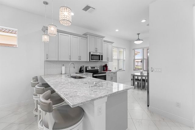 11587 SW Visconti Way, Port St. Lucie, FL 34986