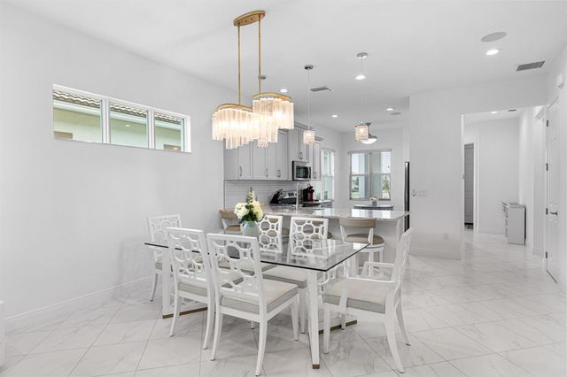 11587 SW Visconti Way, Port St. Lucie, FL 34986