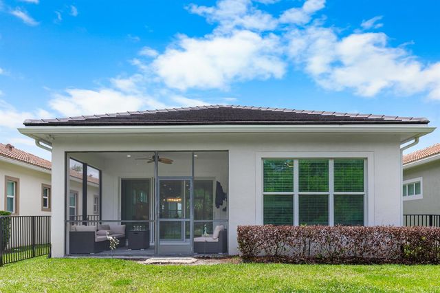11587 SW Visconti Way, Port St. Lucie, FL 34986