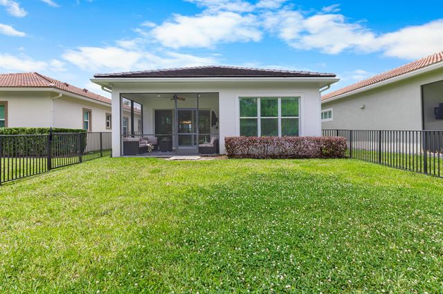 11587 SW Visconti Way, Port St. Lucie, FL 34986