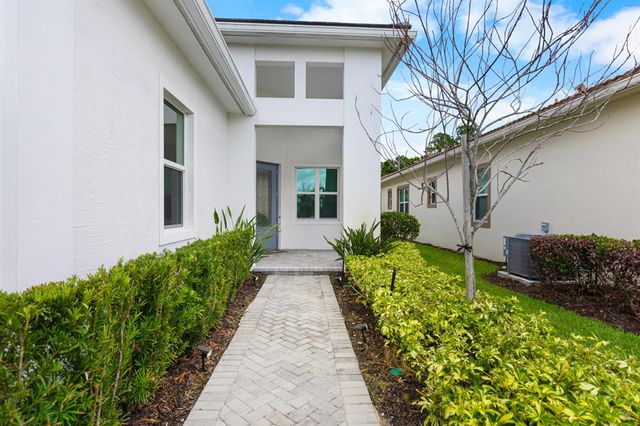 11587 SW Visconti Way, Port St. Lucie, FL 34986
