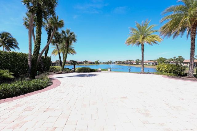 11587 SW Visconti Way, Port St. Lucie, FL 34986