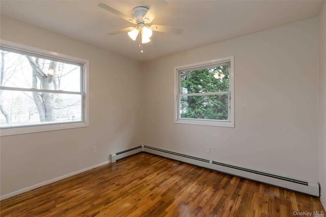 5 Ashland Street, Mount Sinai, NY 11766