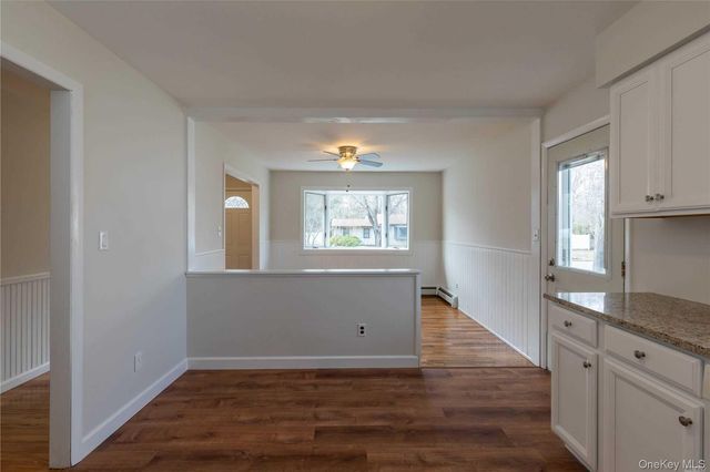 5 Ashland Street, Mount Sinai, NY 11766