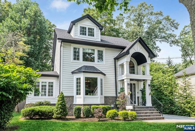 52 Bliss Avenue, Tenafly, NJ 07670