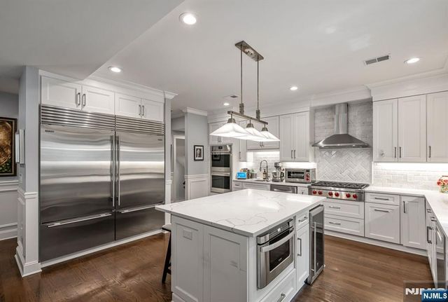 52 Bliss Avenue, Tenafly, NJ 07670
