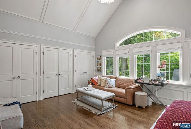 52 Bliss Avenue, Tenafly, NJ 07670