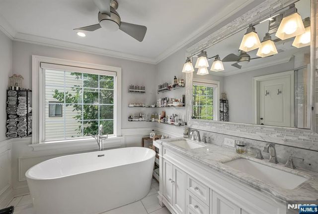 52 Bliss Avenue, Tenafly, NJ 07670