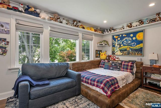 52 Bliss Avenue, Tenafly, NJ 07670