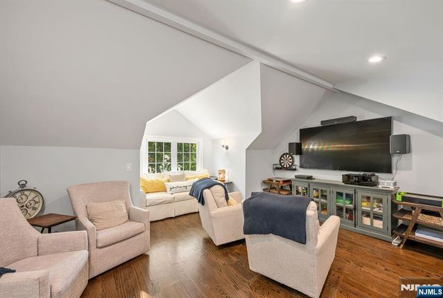 52 Bliss Avenue, Tenafly, NJ 07670