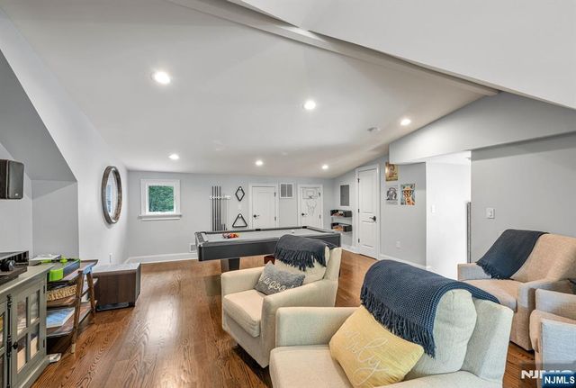 52 Bliss Avenue, Tenafly, NJ 07670