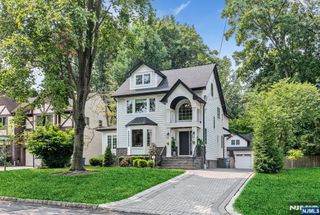 52 Bliss Avenue, Tenafly, NJ 07670