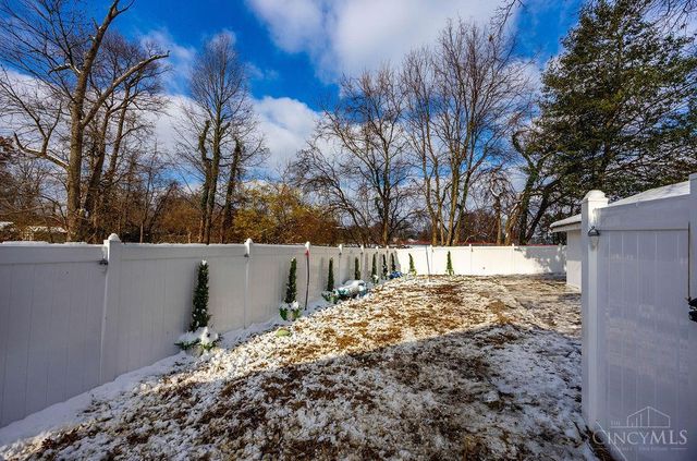 2030 Emerson Avenue, Cincinnati, OH 45239