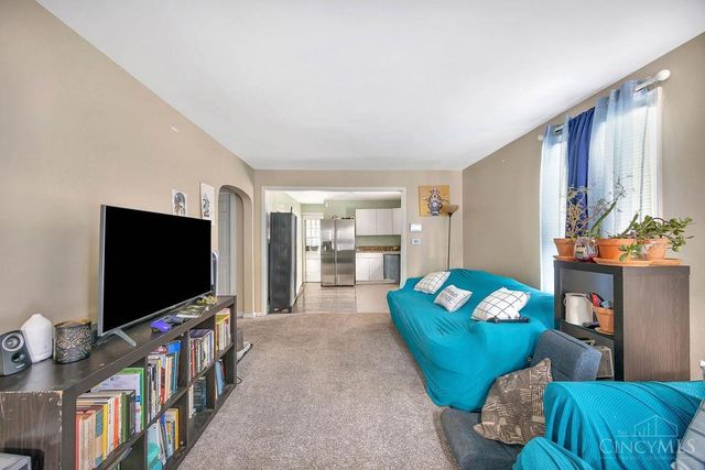 2030 Emerson Avenue, Cincinnati, OH 45239