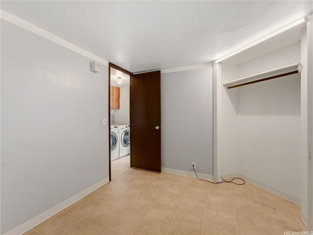 1720 Huna Street B501, Honolulu, HI 96817