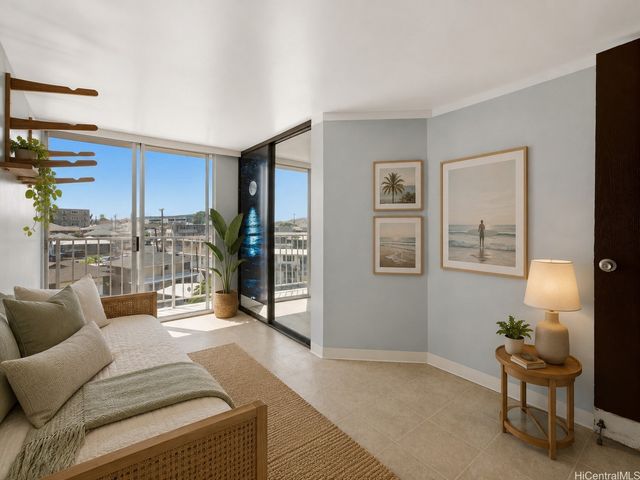 1720 Huna Street B501, Honolulu, HI 96817