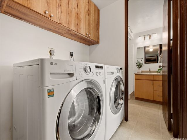 1720 Huna Street B501, Honolulu, HI 96817