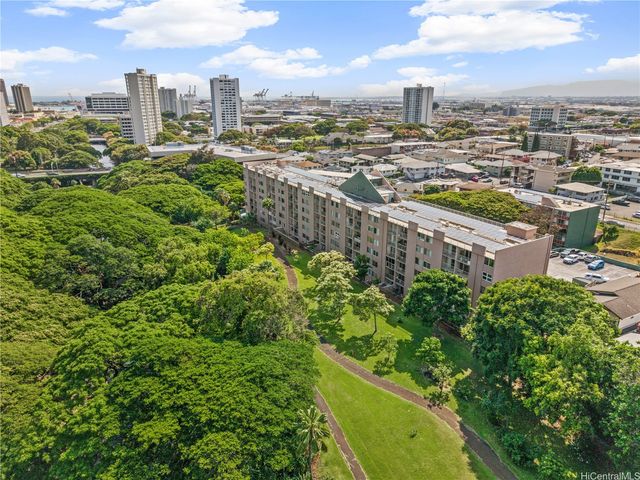 1720 Huna Street B501, Honolulu, HI 96817