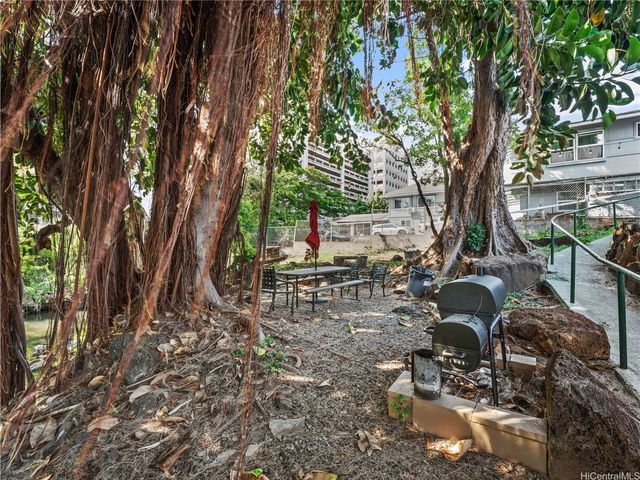1720 Huna Street B501, Honolulu, HI 96817
