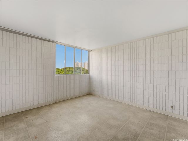 1720 Huna Street B501, Honolulu, HI 96817