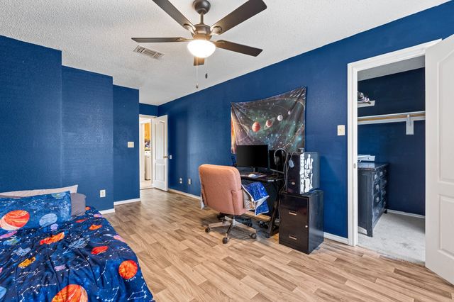 10201 Buffalo Grove Road, Fort Worth, TX 76108