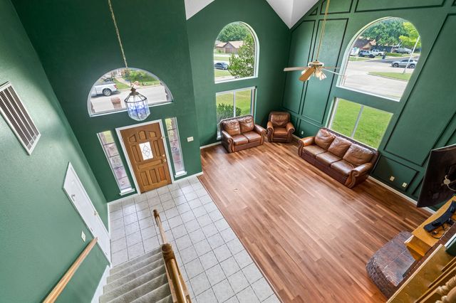 10201 Buffalo Grove Road, Fort Worth, TX 76108