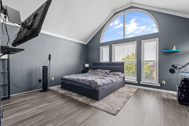 10201 Buffalo Grove Road, Fort Worth, TX 76108