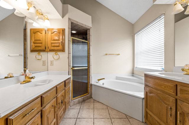 10201 Buffalo Grove Road, Fort Worth, TX 76108