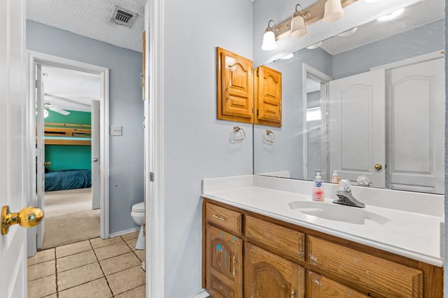 10201 Buffalo Grove Road, Fort Worth, TX 76108