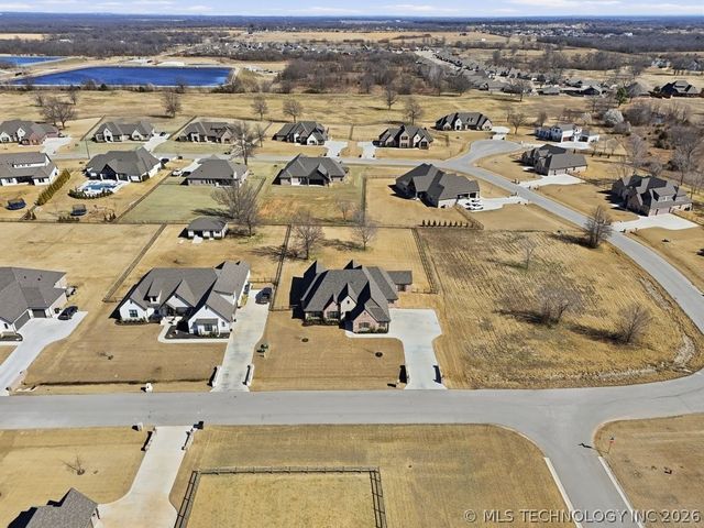 6209 S 307th East Court, Broken Arrow, OK 74014