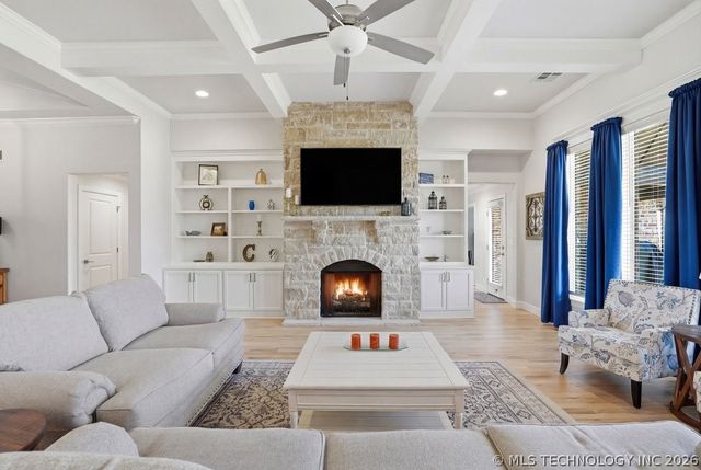 6209 S 307th East Court, Broken Arrow, OK 74014