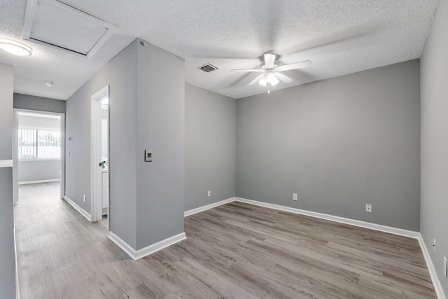 9905 NW 57th Manor, Coral Springs, FL 33076