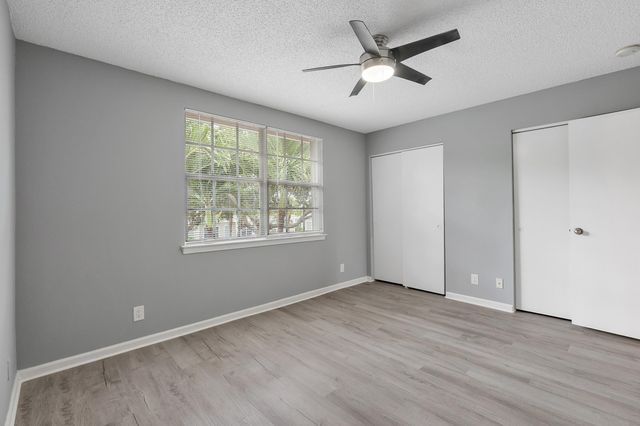 9905 NW 57th Manor, Coral Springs, FL 33076