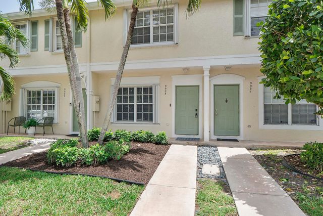 9905 NW 57th Manor, Coral Springs, FL 33076
