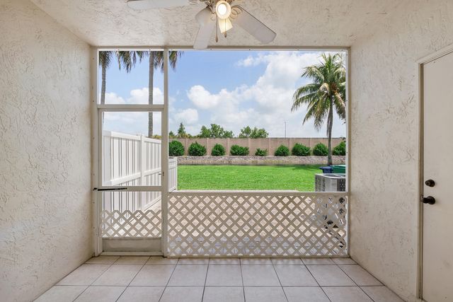9905 NW 57th Manor, Coral Springs, FL 33076