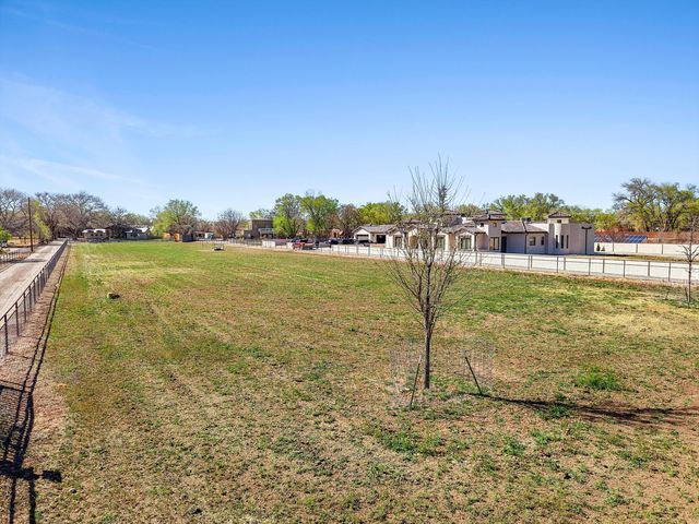 6735 Corrales Road, Corrales, NM 87048