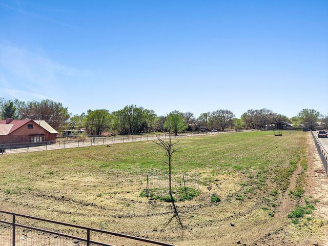 6735 Corrales Road, Corrales, NM 87048