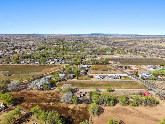 6735 Corrales Road, Corrales, NM 87048