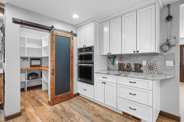 6735 Corrales Road, Corrales, NM 87048