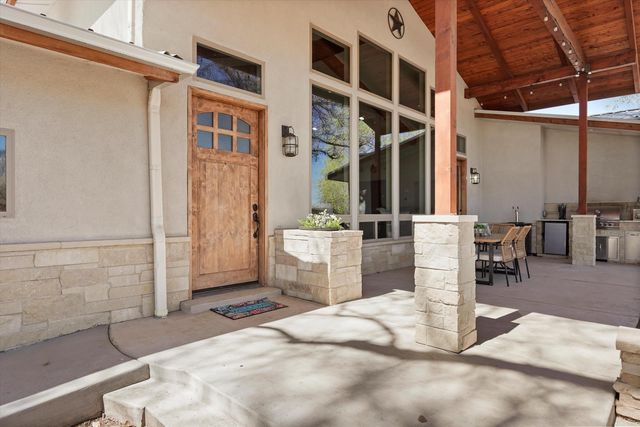 6735 Corrales Road, Corrales, NM 87048