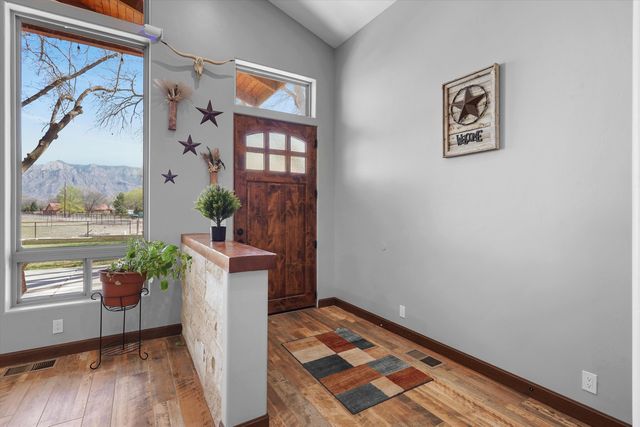 6735 Corrales Road, Corrales, NM 87048