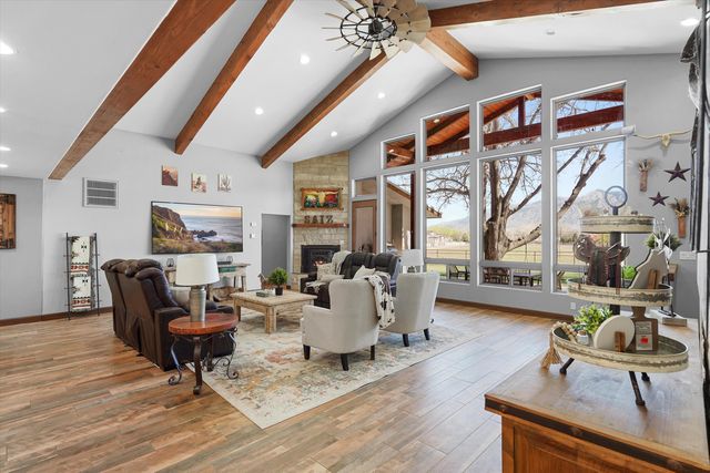 6735 Corrales Road, Corrales, NM 87048