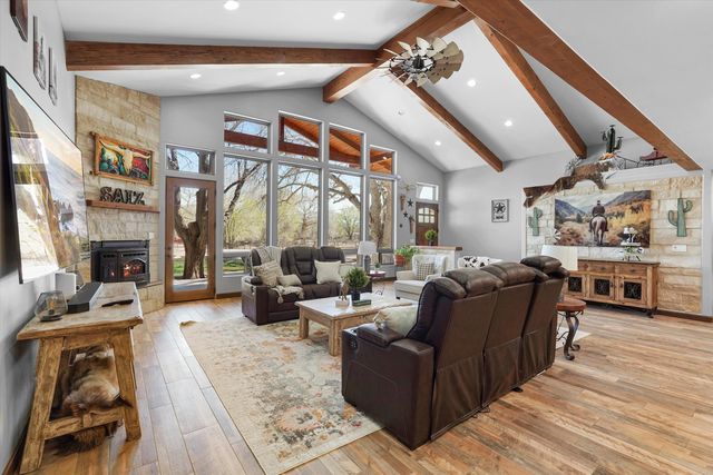 6735 Corrales Road, Corrales, NM 87048