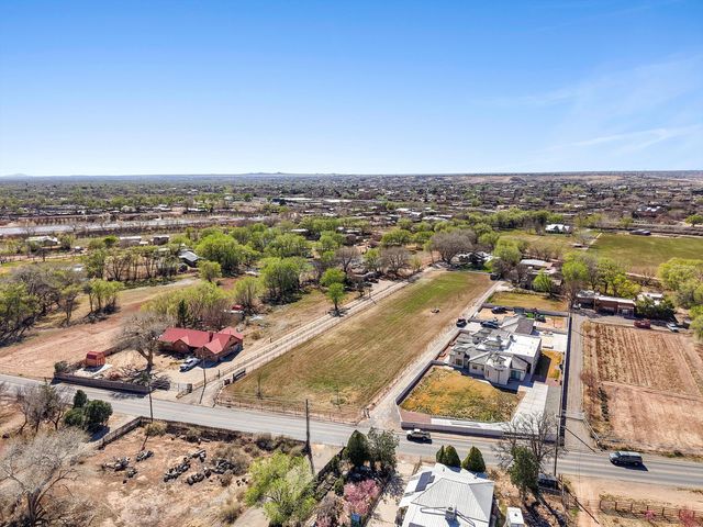 6735 Corrales Road, Corrales, NM 87048