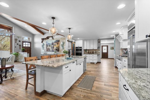 6735 Corrales Road, Corrales, NM 87048