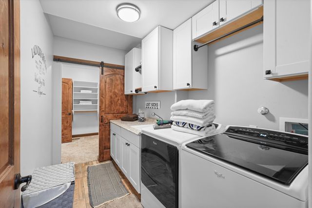 6735 Corrales Road, Corrales, NM 87048