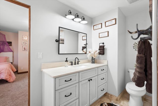 6735 Corrales Road, Corrales, NM 87048