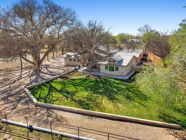 6735 Corrales Road, Corrales, NM 87048